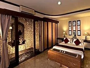 Bay Villa